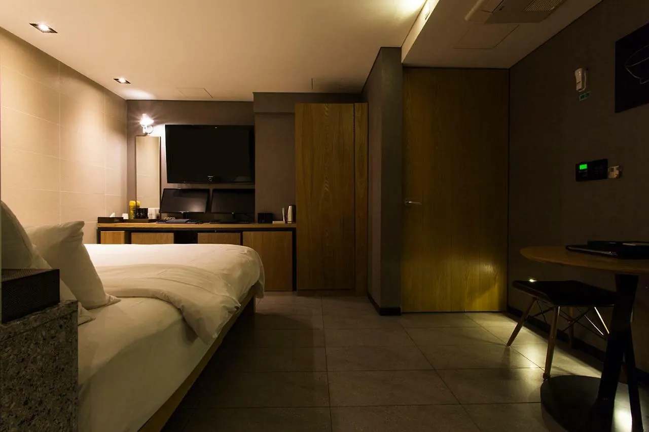 Hotel Cherry Seul 2*,