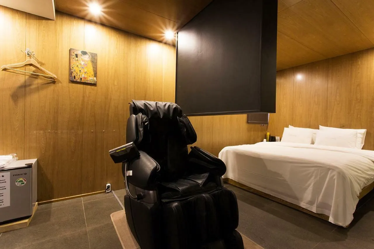 Hotel Cherry Seul 2*,