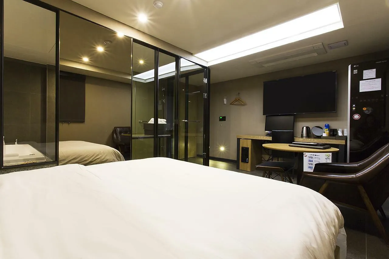 Hotel Cherry Seul 2*,