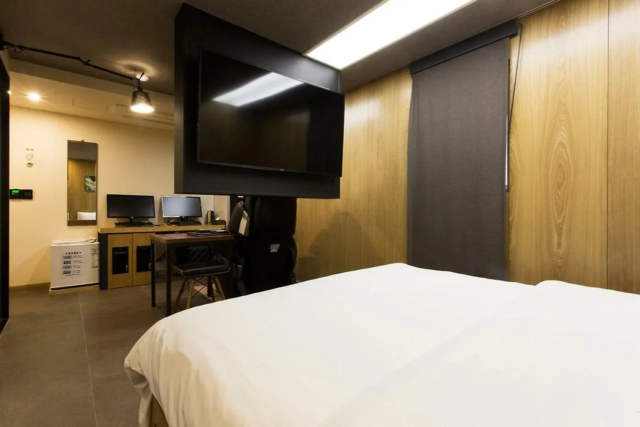 Hotel Cherry Seul 2*,