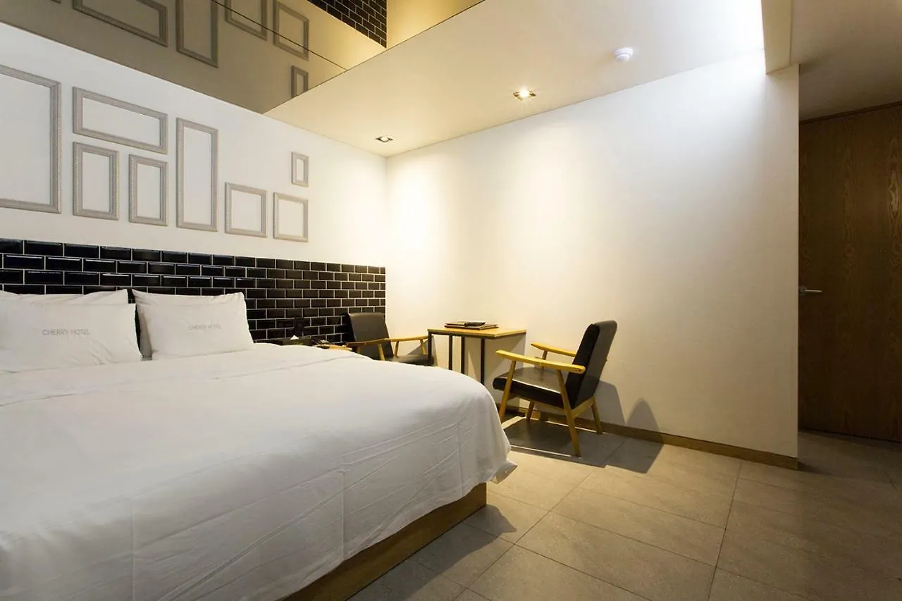 Hotel Cherry Seoul