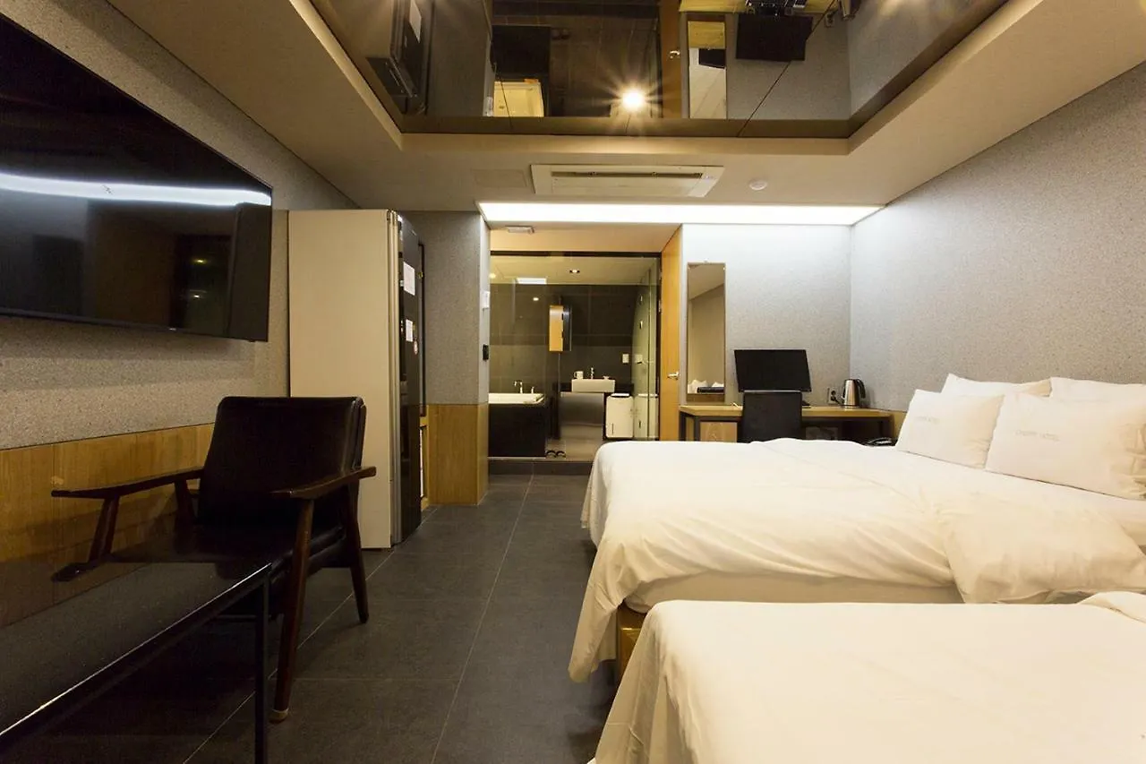**  Hotel Cherry Seoul South Korea